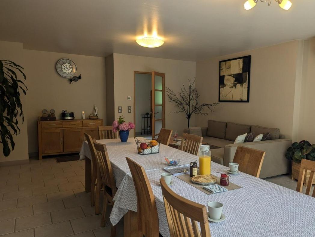 Au Saint-Amand Bed & Breakfast Poissons Exterior photo